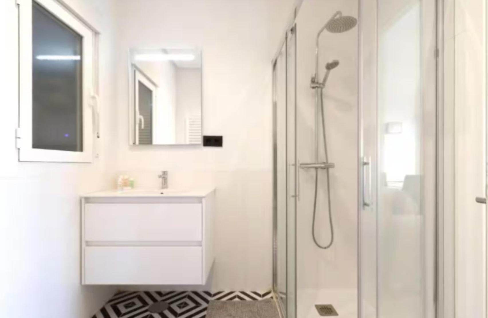 Diseno Moderno Y Confort En Puerta Del Angel مدريد المظهر الخارجي الصورة